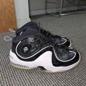 Nike Black and White Athletic Shoes